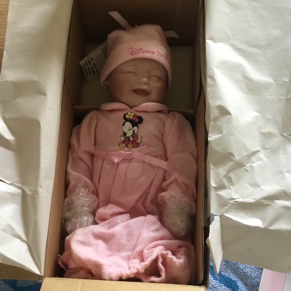 NIB Ashton Drake Galleries Baby Mini Doll Porcelain